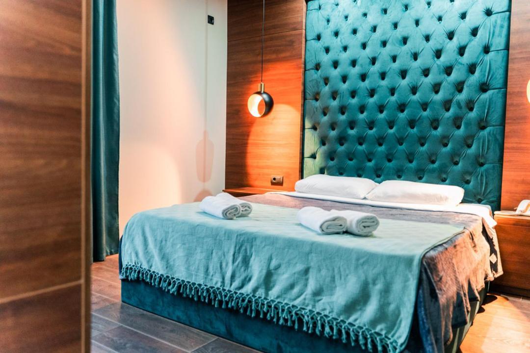 Hotel Zeleni Vir Ниш Экстерьер фото