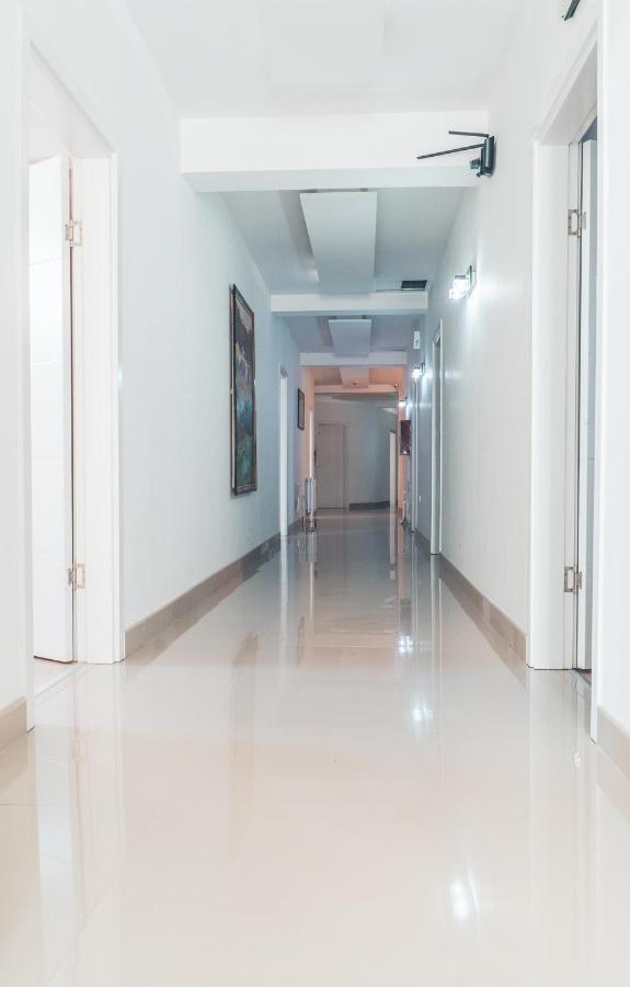 Hotel Zeleni Vir Ниш Экстерьер фото